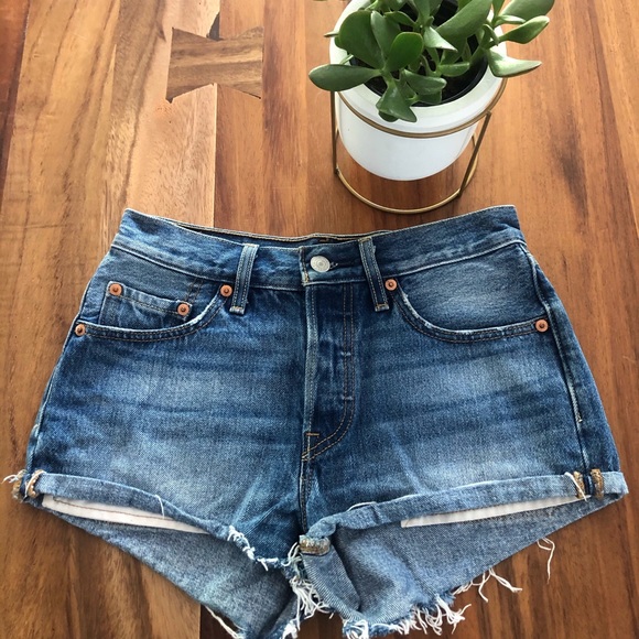 Levi’s 501 Denim shorts - Picture 3 of 4